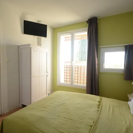 Piscine Et Tennis Inclus Apartment